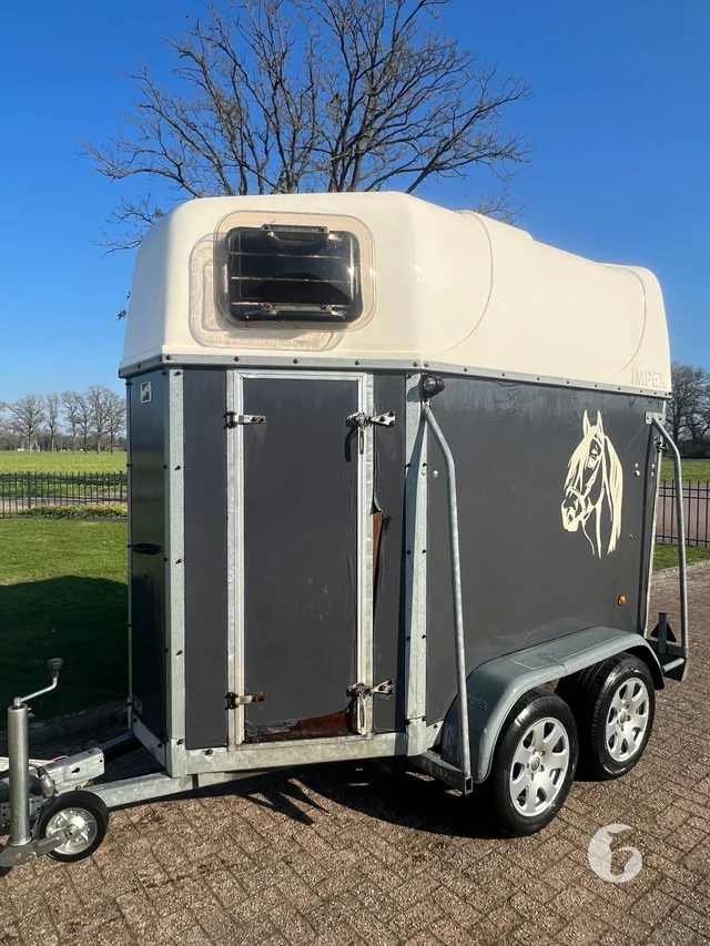 IMPEX BP 1500 1,5-paards paardentrailer