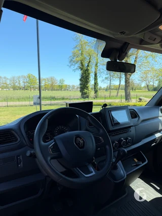 RENAULT MASTER 2-paards paardenwagen Photo 9