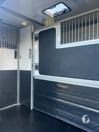 AKX Stephex 2-paards paardenwagen Foto 9
