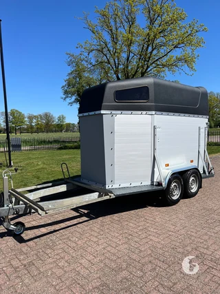 Eduard 2-paards paardentrailer Photo 3