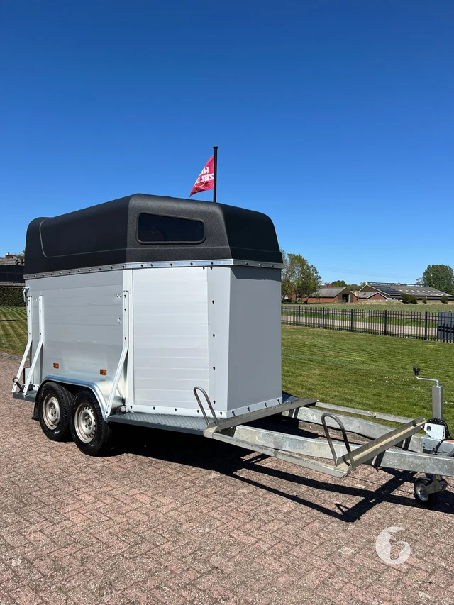 Eduard 2-paards paardentrailer