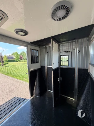 RENAULT MASTER 2-paards paardenwagen Photo 9