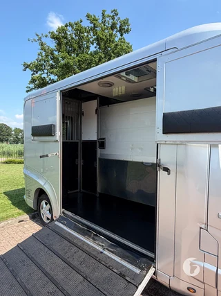 RENAULT MASTER 2-paards paardenwagen Photo 7