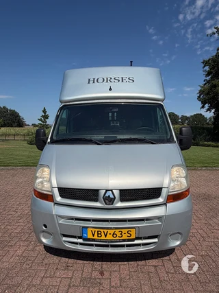 RENAULT MASTER 2-paards paardenwagen Foto 3