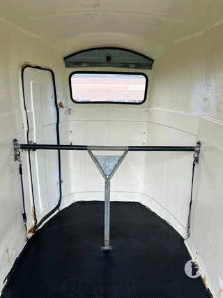 WESTFALIA 120882 F 2-paards paardentrailer Photo 8