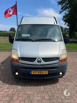 RENAULT MASTER T 35 L2/H2 2.5 DCI 107 KW E4 FAP 2-paards paardenwagen Foto 3
