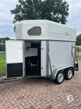 WEIJER W2000F 2-paards paardentrailer Foto 3
