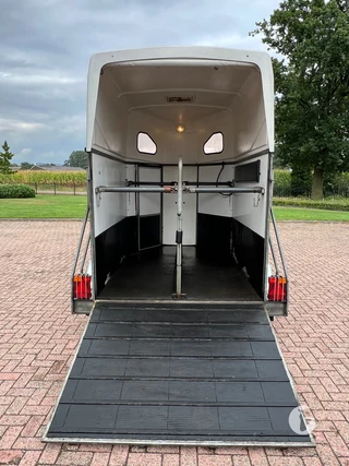 WEIJER W2000F 2-paards paardentrailer Foto 7
