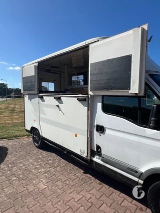 RENAULT 2-paards paardenwagen Foto 5