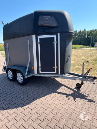 HOTRARIJS PT 2006 2-paards paardentrailer