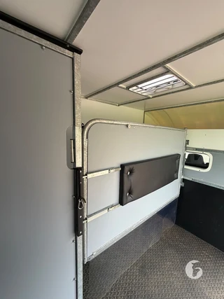 RENAULT MASTER 2-paards paardenwagen Photo 8