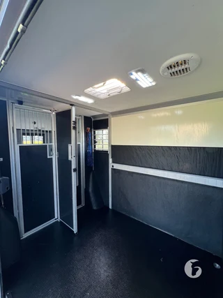 STX MASTER HORSEBOX 2-paards paardenwagen Photo 9