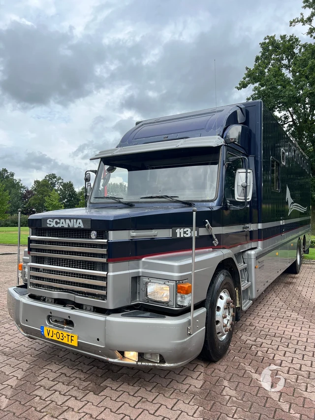 BEERS SCANIA T3M 6X2 AL 75178 2-paards paardenvrachtwagen