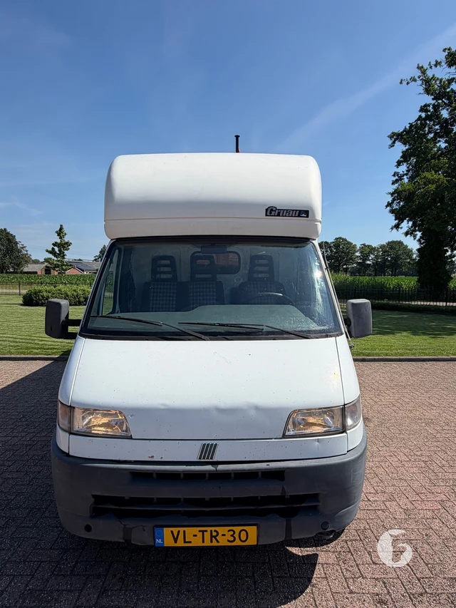 FIAT DUCATO 2-paards paardenwagen