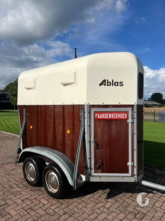 ABLAS P1-AL 1,5-paards paardentrailer