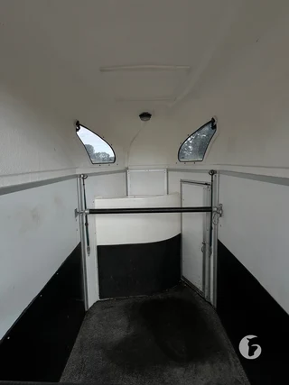 ATEC C2 1,5-paards paardentrailer foto 8