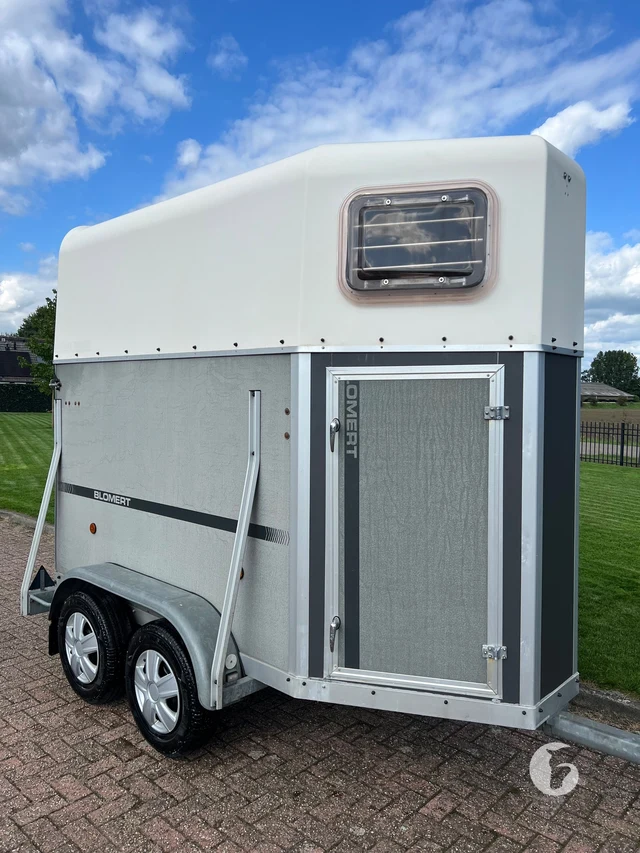 BLOMERT T1 1,5-paards paardentrailer