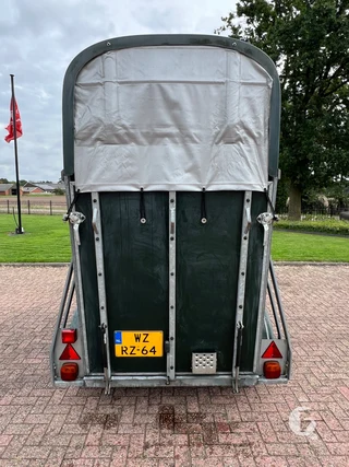 VIJF STERREN 2000 1,5-paards paardentrailer foto 6