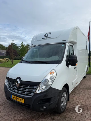 RENAULT MASTER 2-paards paardenwagen