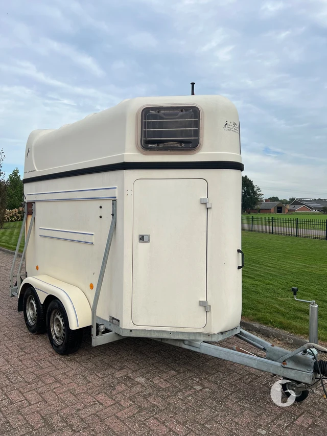 VIJF STERREN 2000 1,5-paards paardentrailer