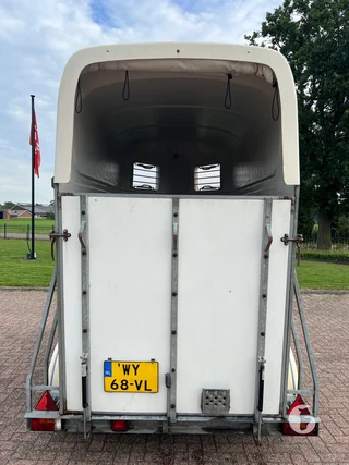 VIJF STERREN 2000 1,5-paards paardentrailer Foto 6