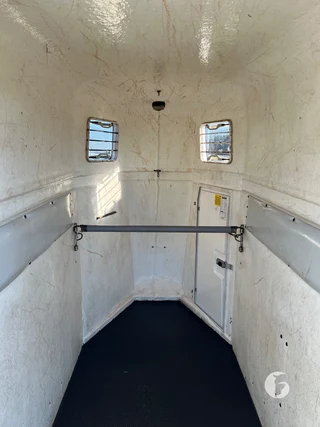 Böckmann CS 2 1,5-paards paardentrailer foto 8