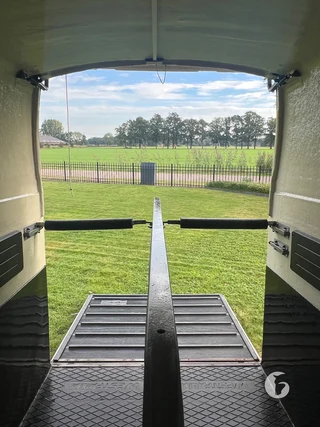 WESTFALIA 120882F 2-paards paardentrailer foto 10