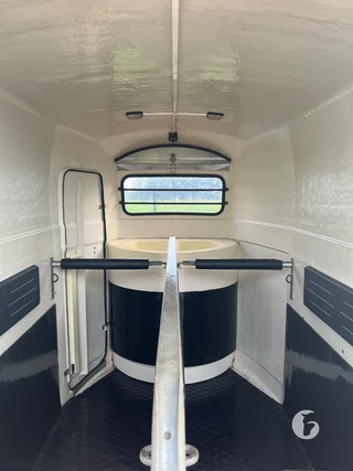 WESTFALIA 120882F 2-paards paardentrailer foto 9