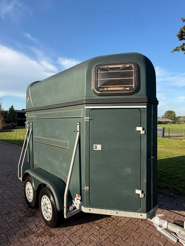 VIJF STERREN 2000 1,5-paards paardentrailer