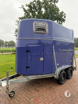 Reuter 2-paards paardentrailer