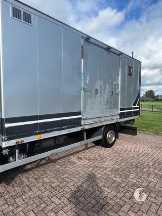 Volvo 2-paards paardenvrachtwagen Photo 5