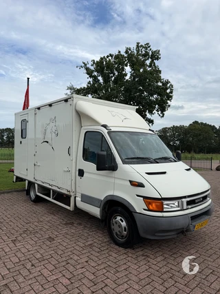 IVECO 40C 2-paards paardenwagen foto 4