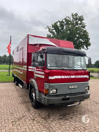 Iveco 2-paards paardenvrachtwagen Photo 4