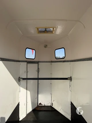 WEIJER W2000F 1,5-paards paardentrailer Photo 8