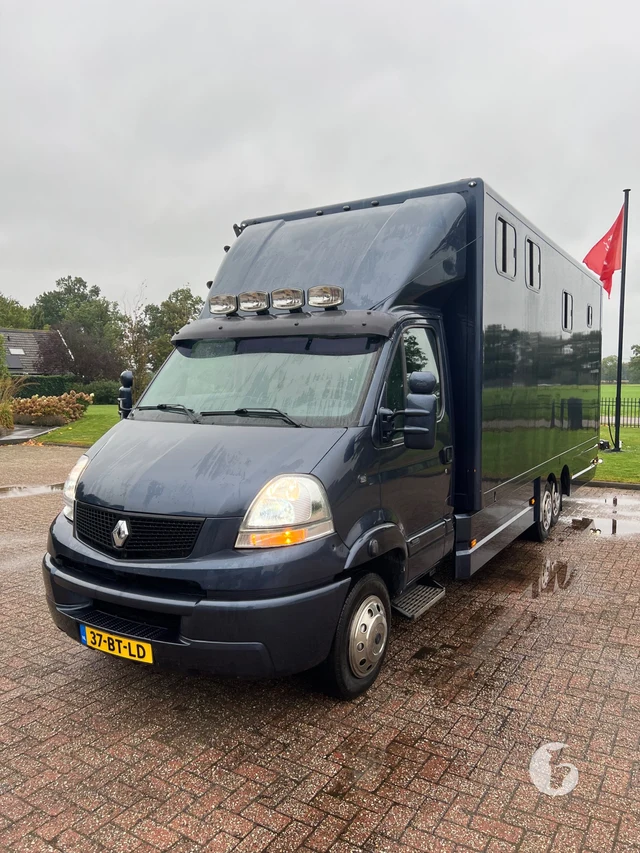 RENAULT MASCOTT 160-35 T 2-paards paardenwagen