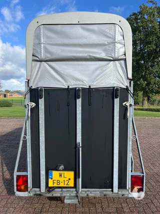 Henra 1,5-paards paardentrailer foto 5