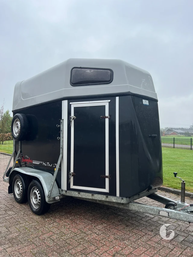 HOTRARIJS VT 2-paards paardentrailer