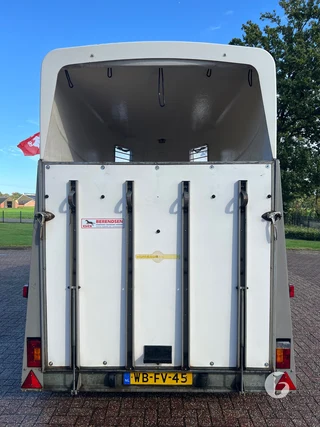 HUMBAUR HP2000PM 2-paards paardentrailer Foto 7