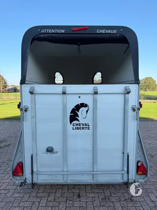 Cheval Liberté 2-paards paardentrailer foto 7