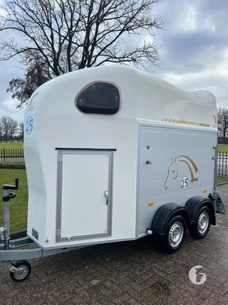 Cheval Liberté GOLD ONE PULLMAN V2 1,5-paards paardentrailer